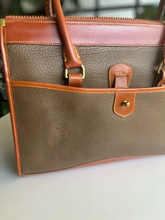 VINTAGE DOONEY AND BOURKE  TAN BEIGE TAUPE SATCHEL CROSSBODY BAG - Picture 7 of 16